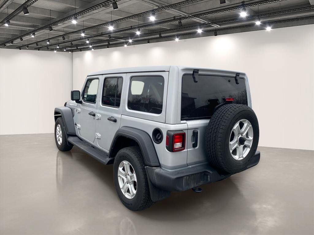 Used 2022 Silver Zynith Clearcoat Jeep Unlimited Sport S image 5