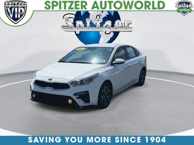 Used 2021 White Kia LXS image 4