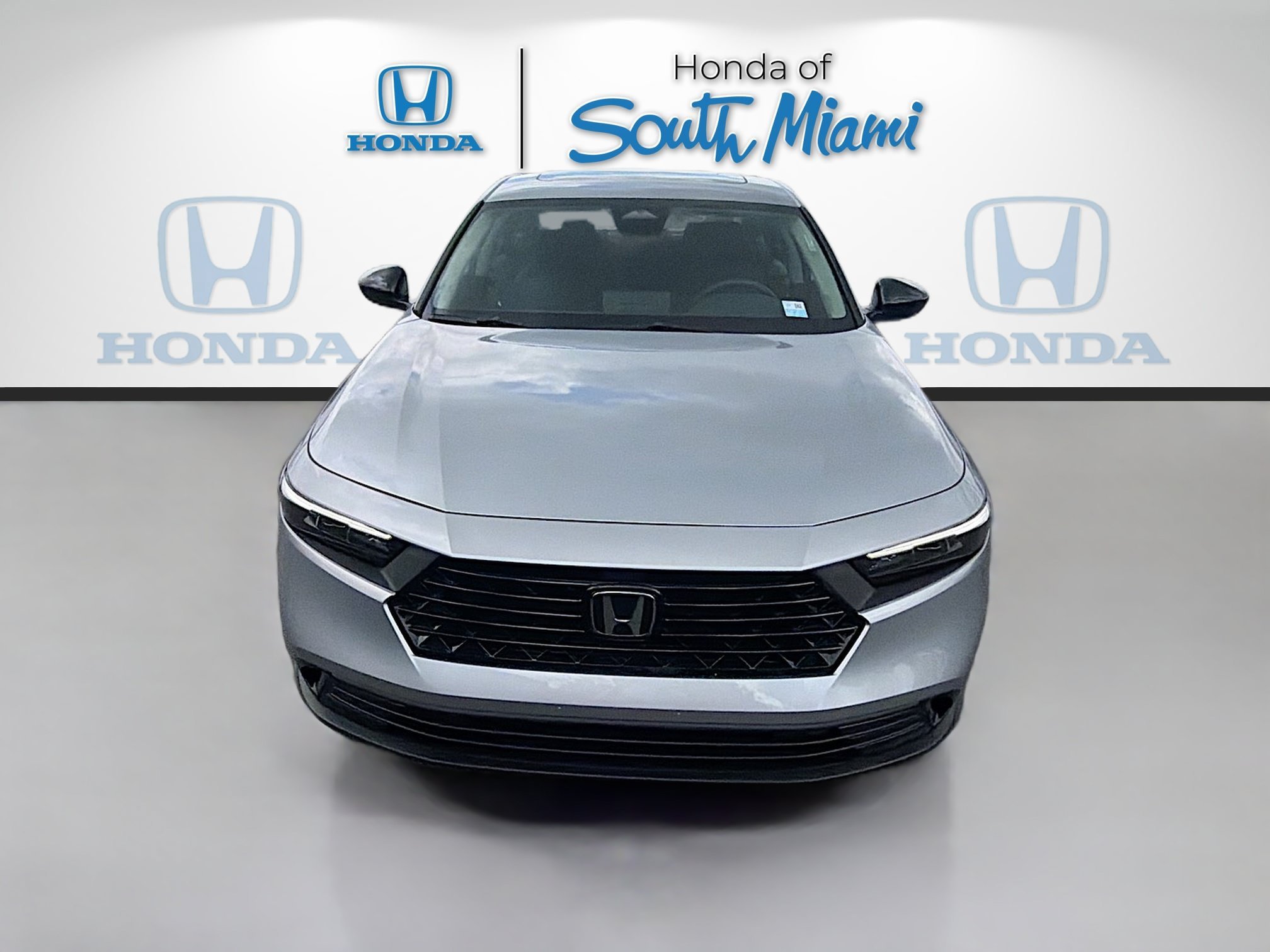 New 2026 Solar Silver Metallic Honda SE image 2