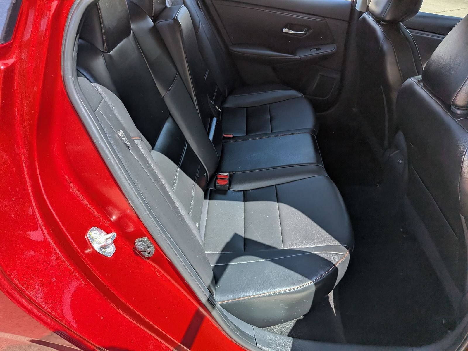 Used 2023 Scarlet Nissan SR image 29