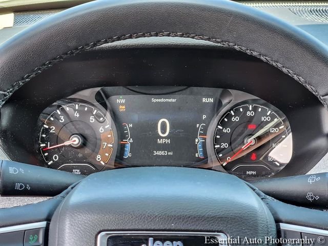 Used 2024 White Jeep Latitude Lux image 15