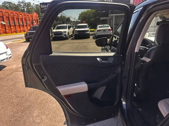 Used 2020 Gray Ford Titanium image 15