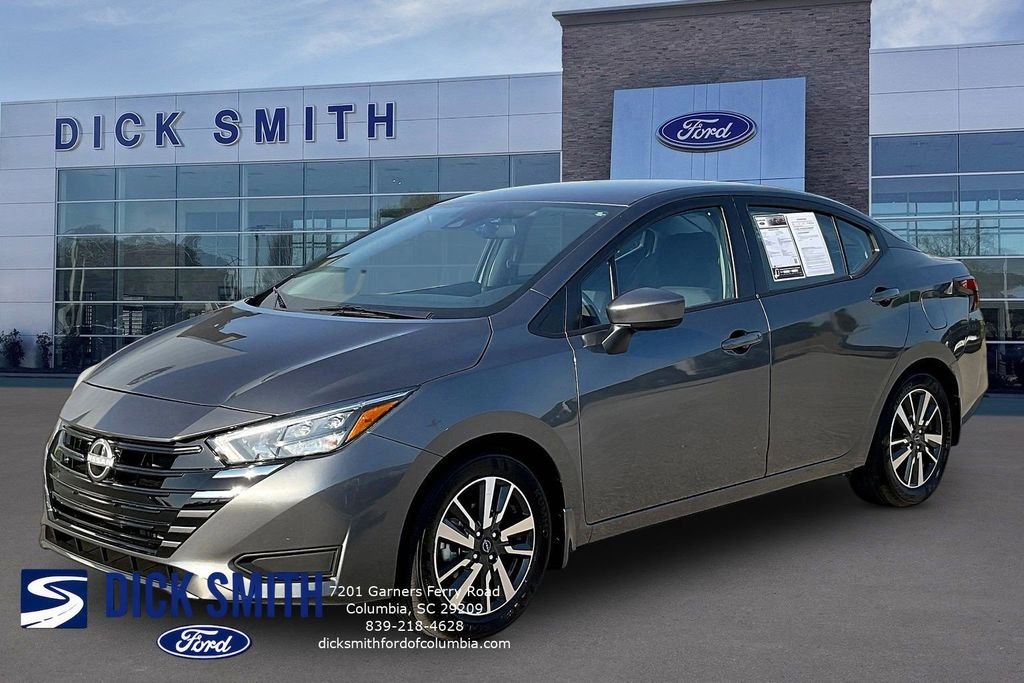 2025 Nissan Versa 1.6 SV CVT's photo