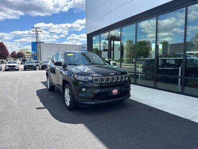2022 Jeep Compass Latitude 4X4's photo