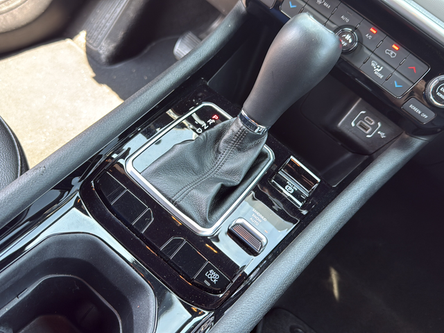 Used 2025 Red Jeep Limited image 30