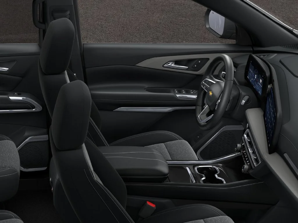 New 2027 Mosaic Black Metallic Chevrolet LT image 17