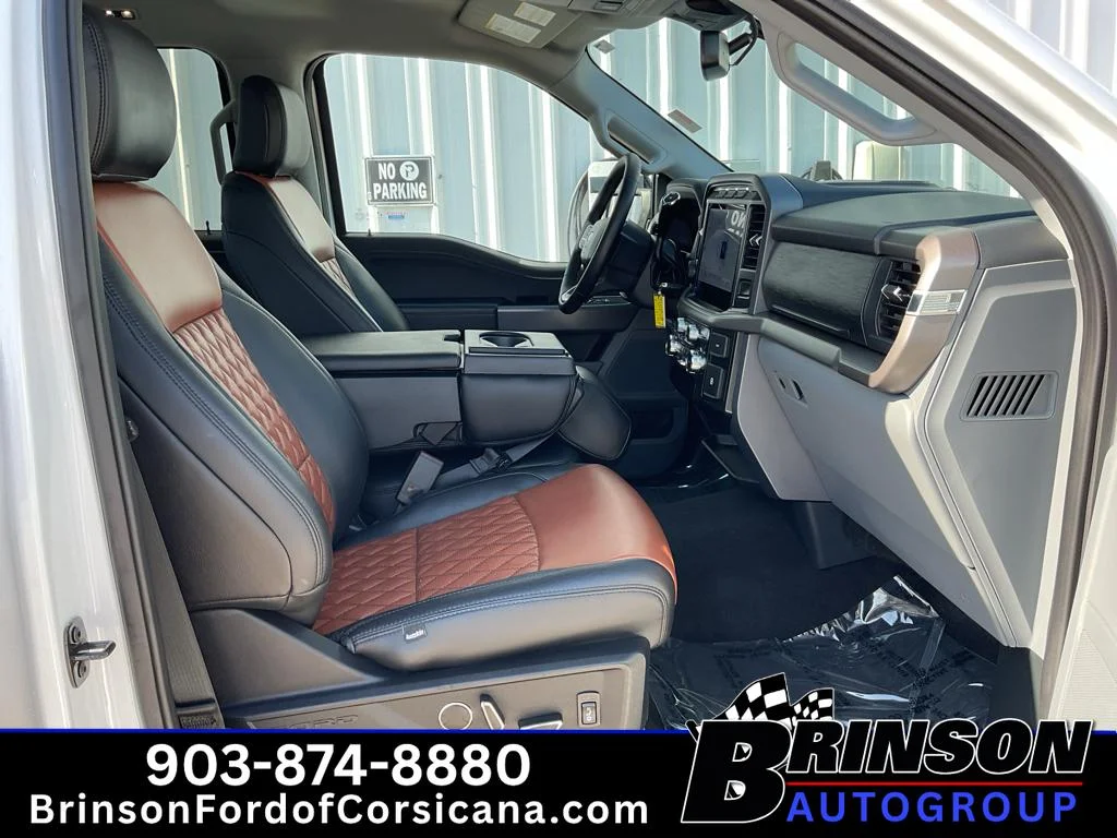 Used 2024 Oxford White Ford XLT image 20