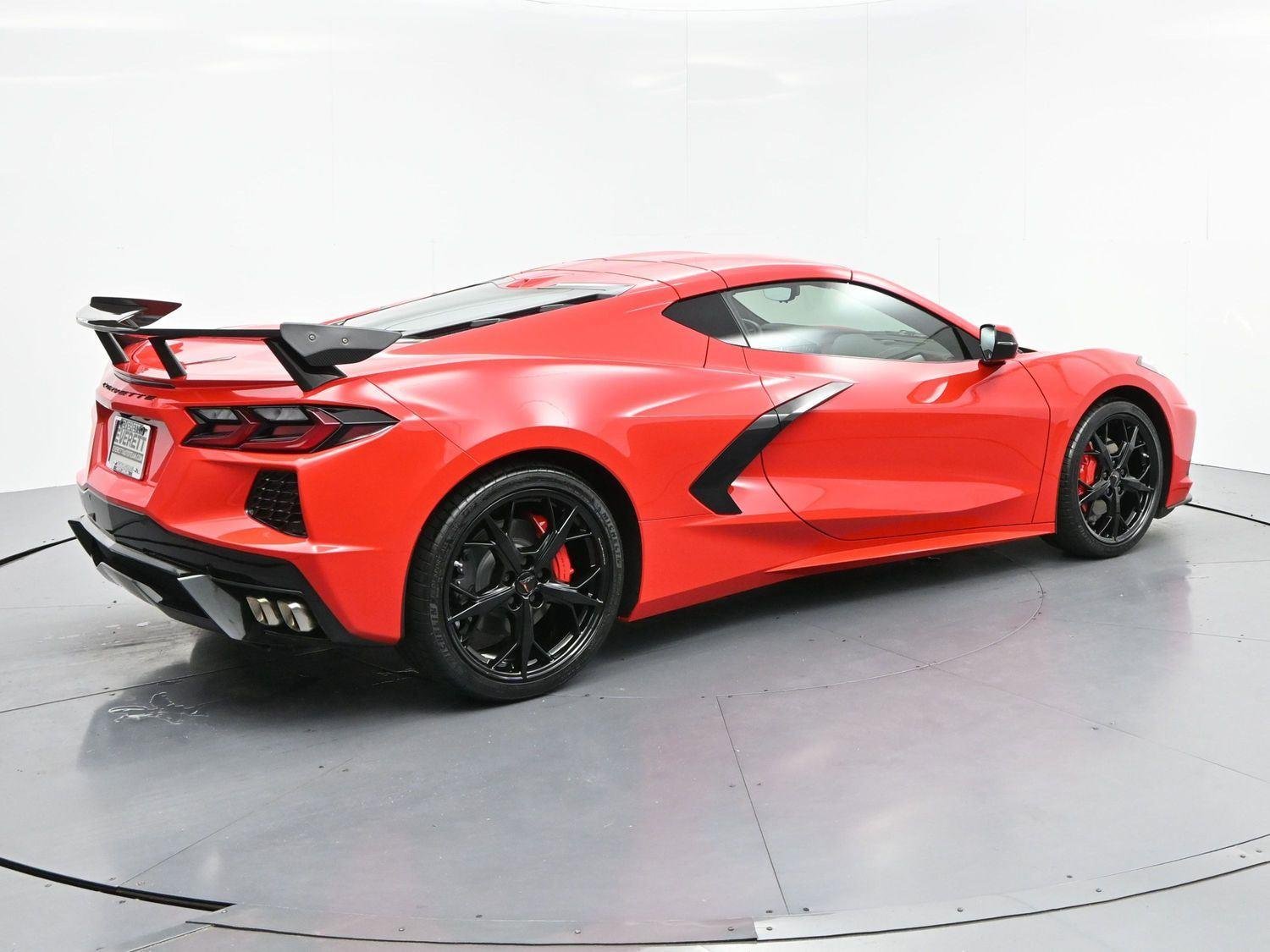 Used 2022 Torch Red Chevrolet 2LT image 7