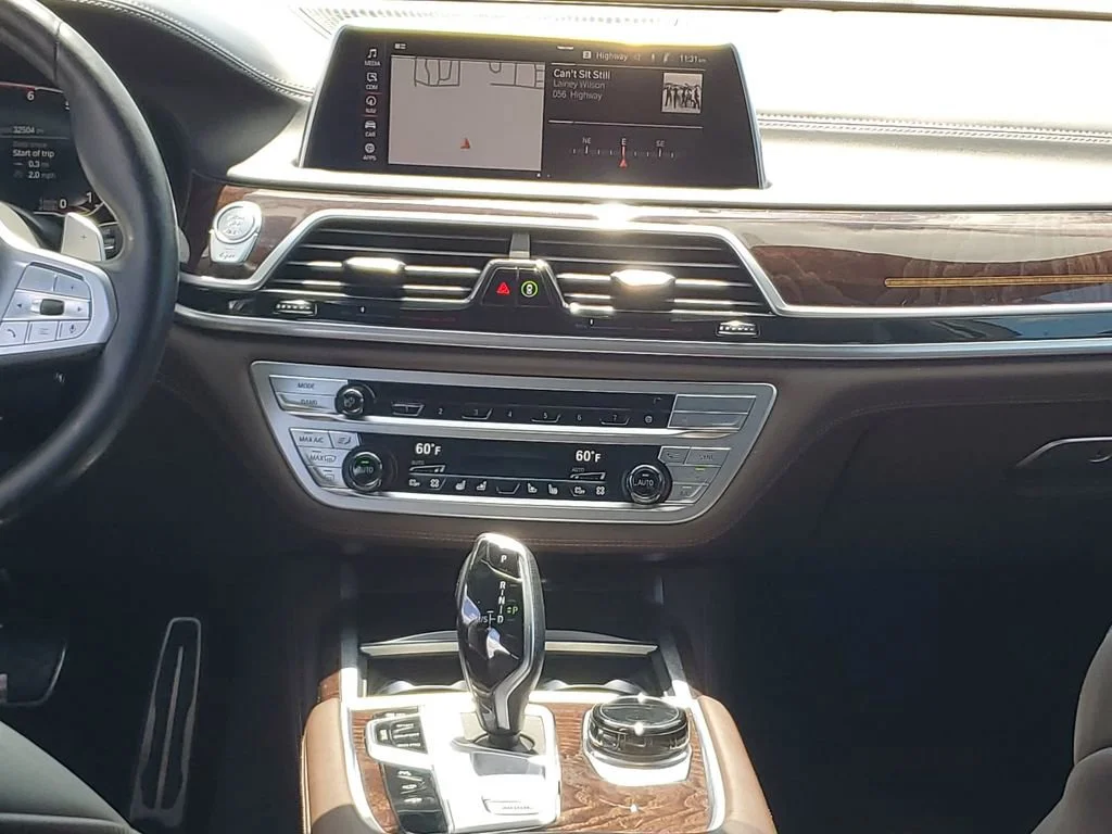 Used 2021 Gray BMW xDrive image 16