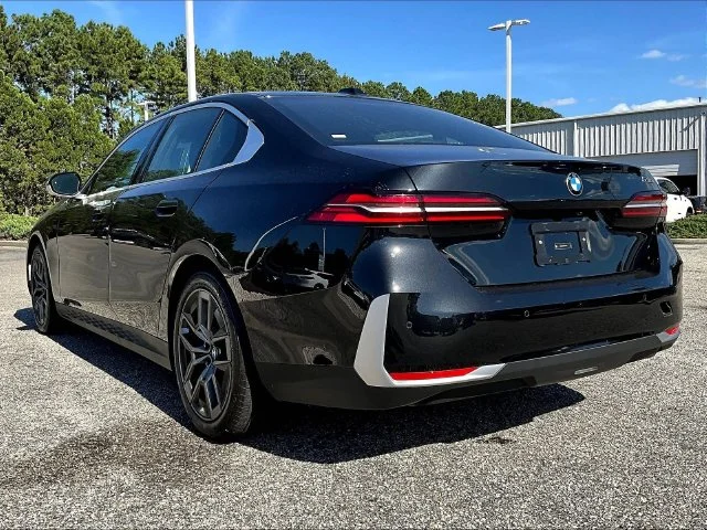 Used 2026 Black BMW 530i image 6