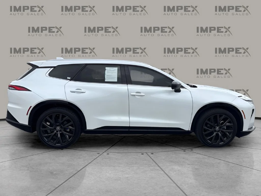 Used 2025 White Toyota Limited image 6