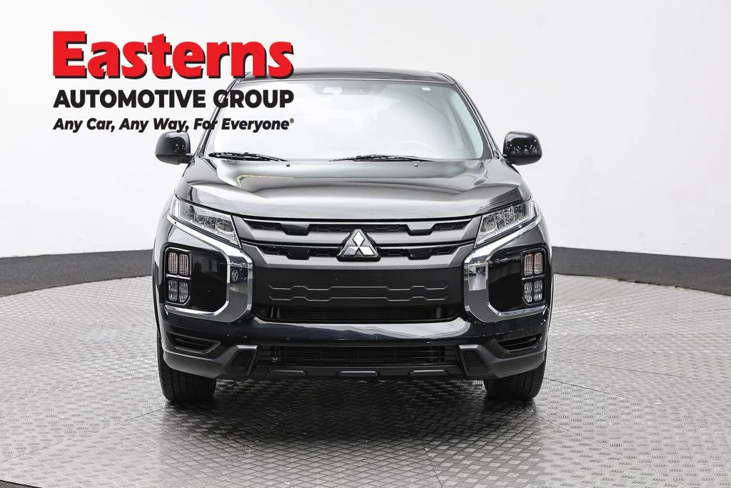 Used 2023 Black Mitsubishi 2.0 LE image 2