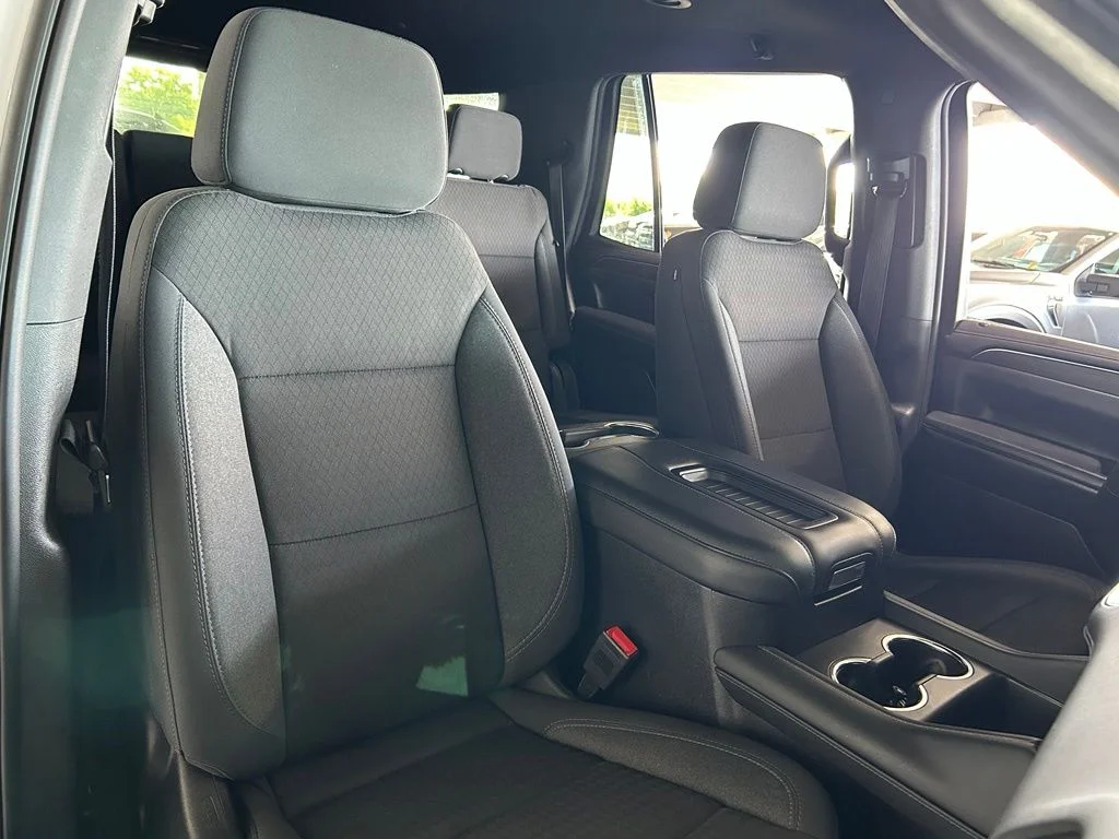 Used 2023 Summit White Chevrolet LS image 46