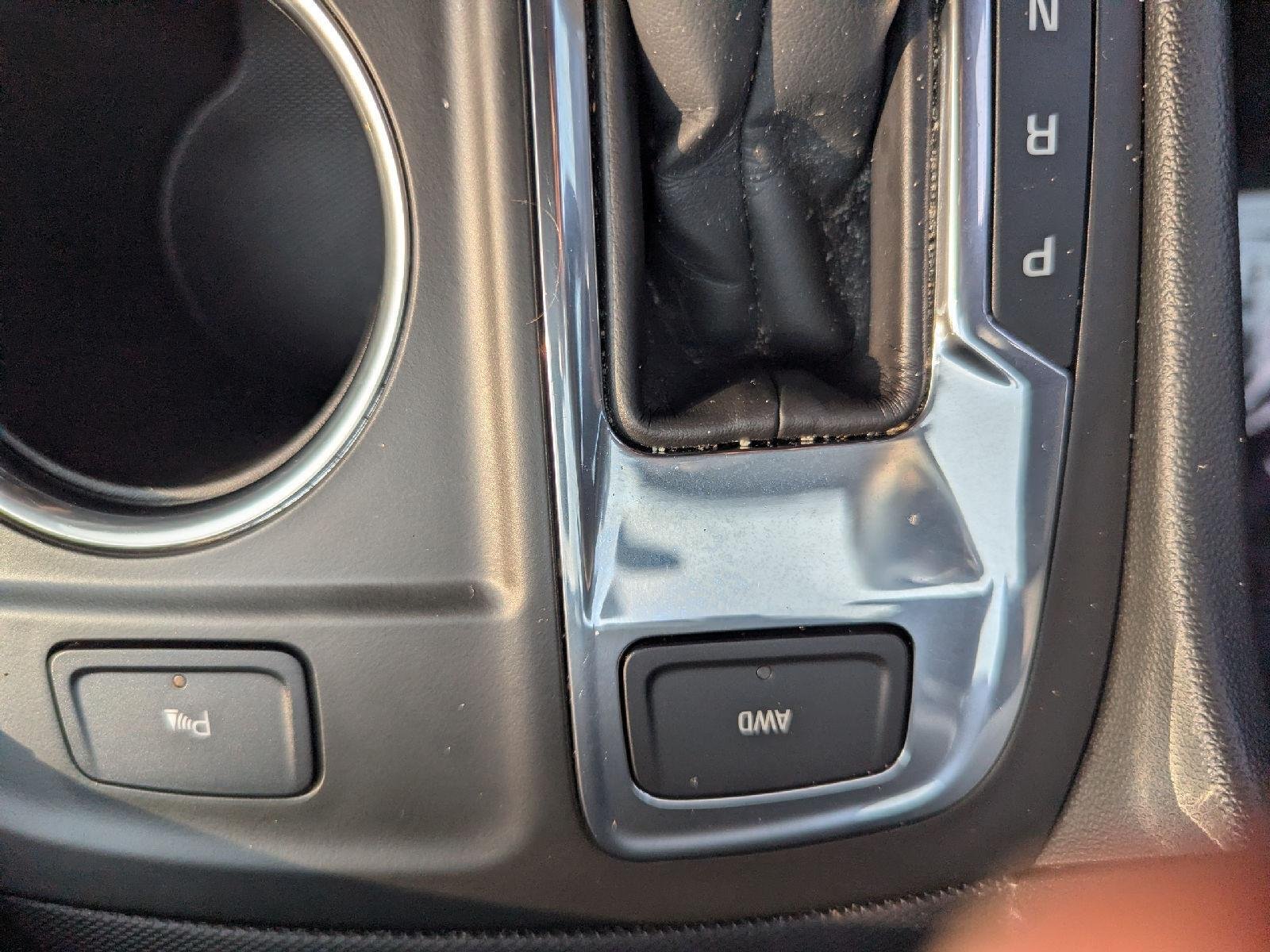 Used 2022 Blue Glow Metallic Chevrolet LT image 22