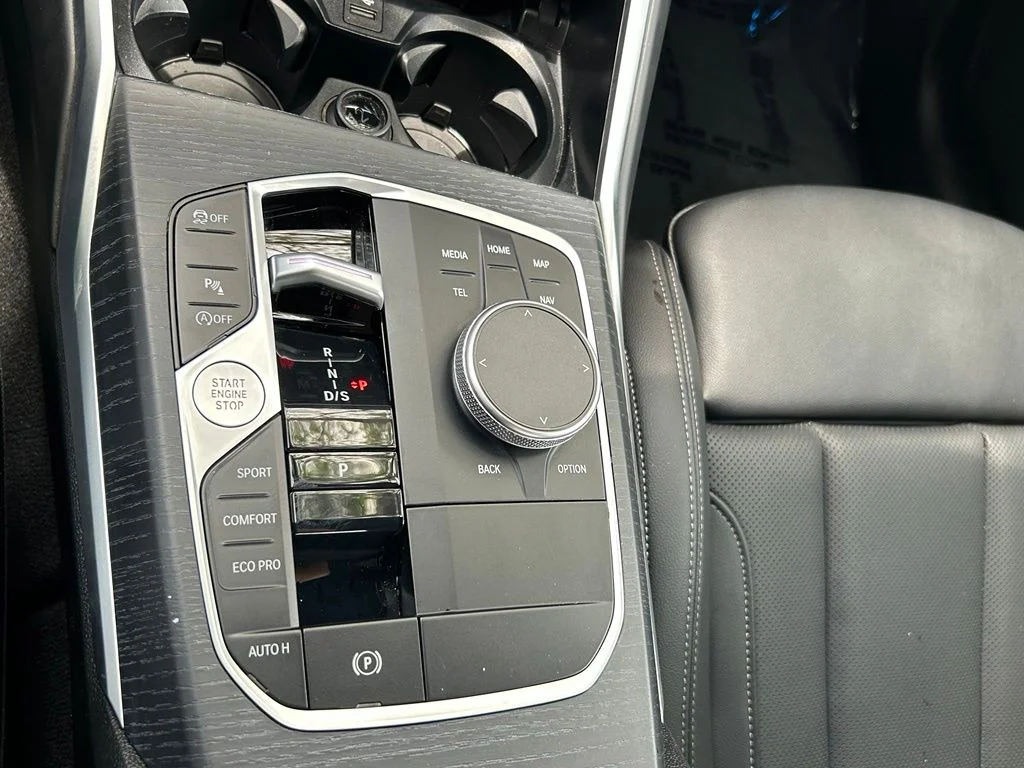 Used 2025 Gray BMW 330i image 21