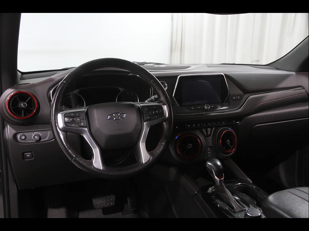 Used 2020 Nightfall Gray Metallic Chevrolet RS image 6