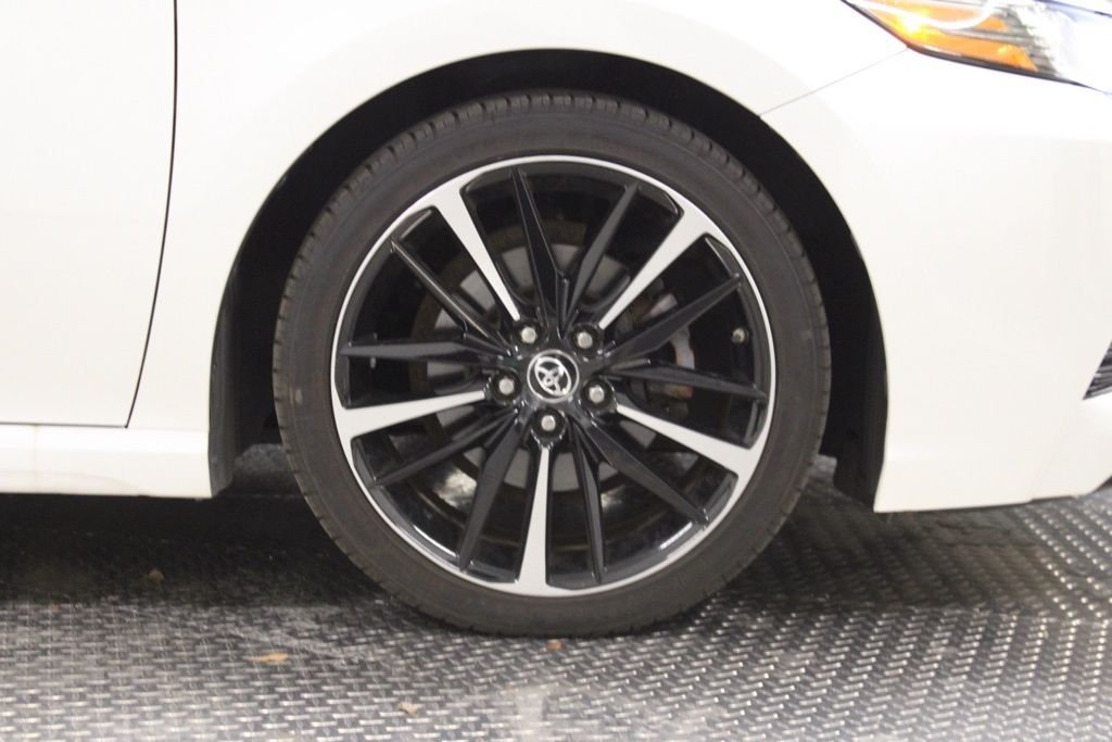 2018 Toyota Camry XSE - Photo 20