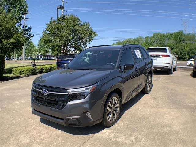 2025 Subaru Forester Touring's photo
