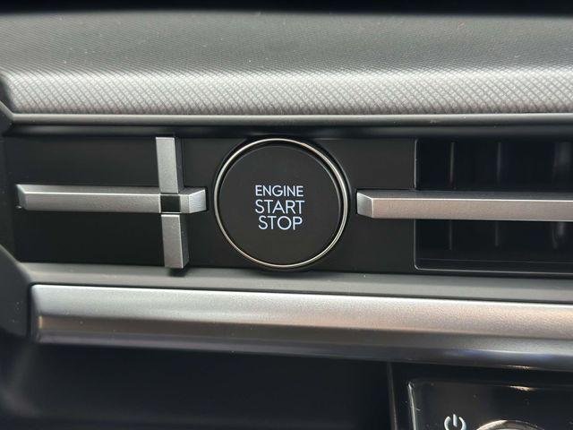 New 2026 Gray Hyundai SE image 4