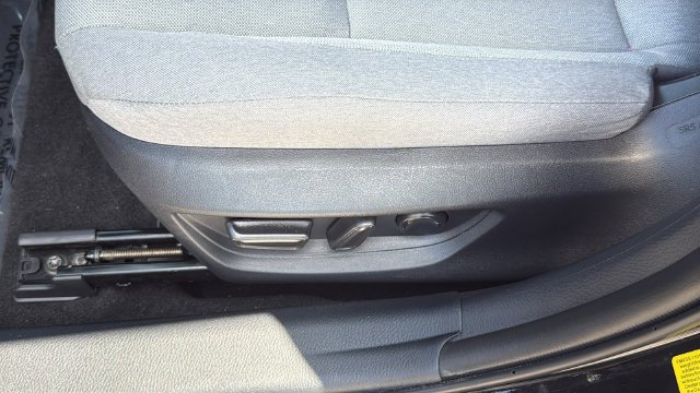 Used 2025 Midnight Black Metallic Toyota LE image 19