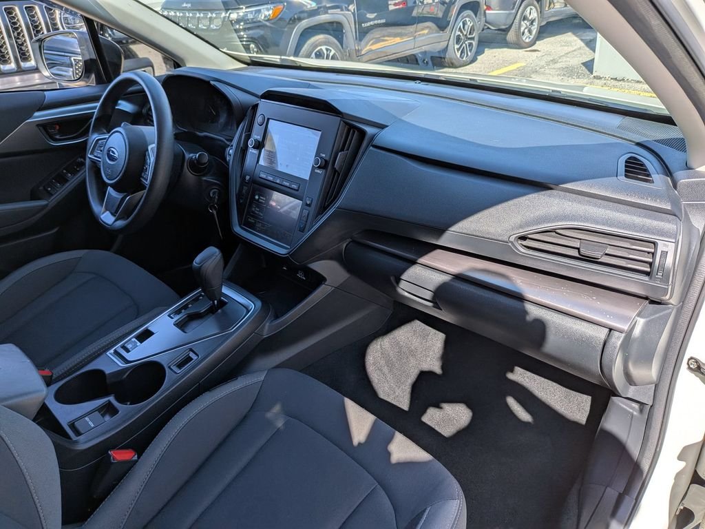 Used 2024 White Subaru Base image 23