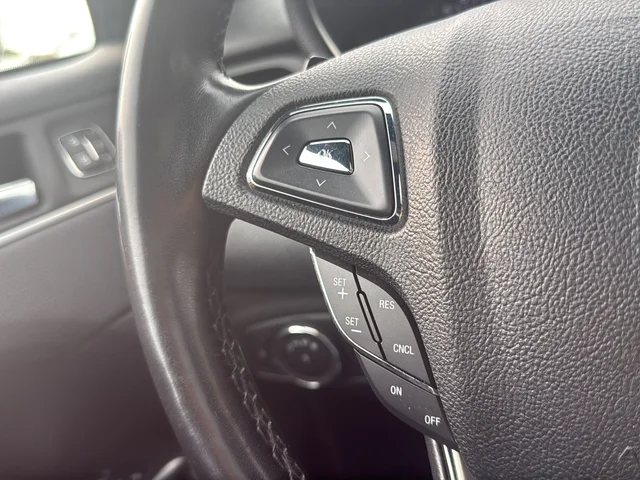 Used 2019 Gray Lincoln Reserve image 39