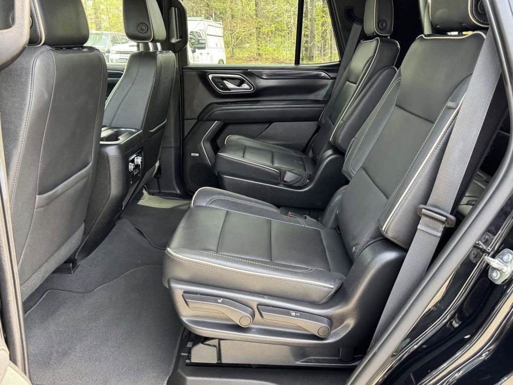 Used 2023 Onyx Black GMC SLT image 18