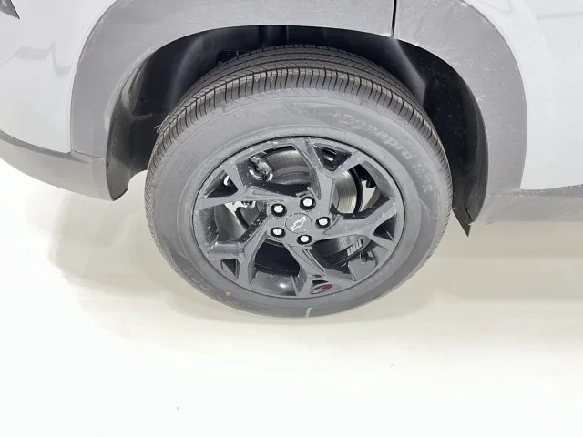 2026 Chevrolet Trax LT - Photo 5