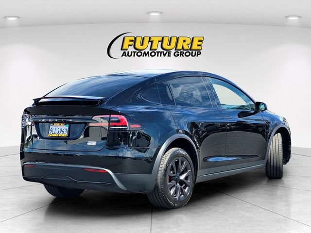 Used 2024  Tesla Plaid image 4