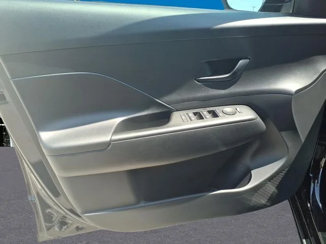 Used 2024 Black Hyundai SEL image 18