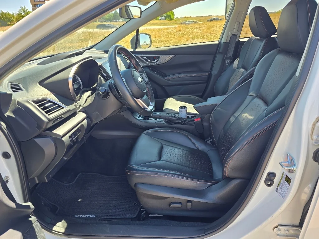 Used 2023 Crystal White Pearl Subaru Limited image 12