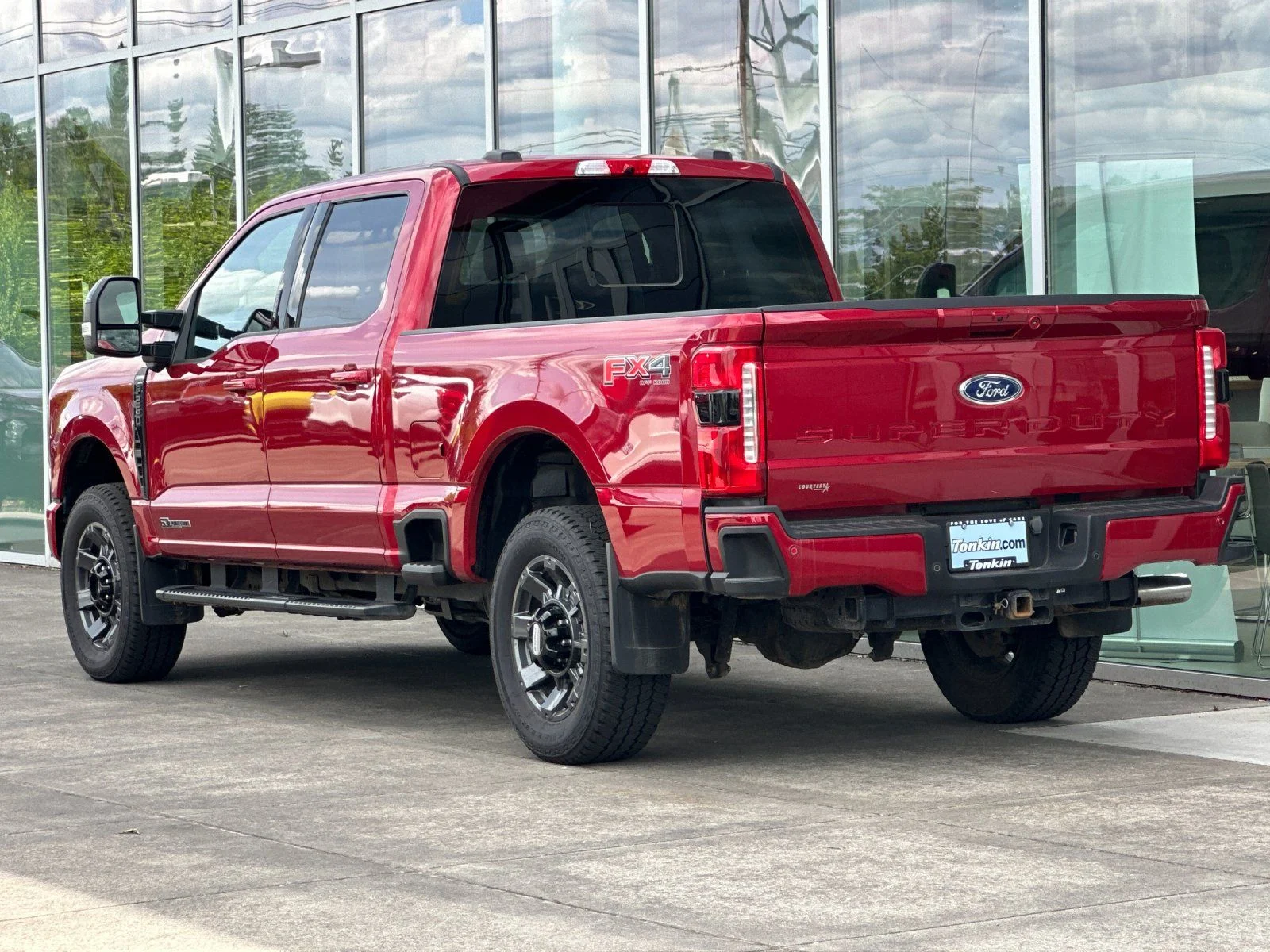 Used 2024 Red Metallic Ford Lariat image 5