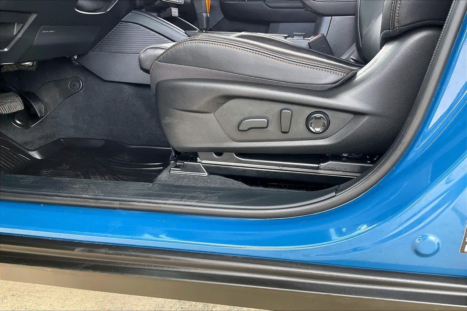 Used 2026 Geyser Blue Subaru Wilderness image 32