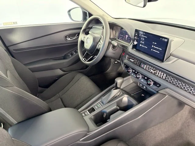 New 2026 Urban Gray Pearl Honda SE image 36