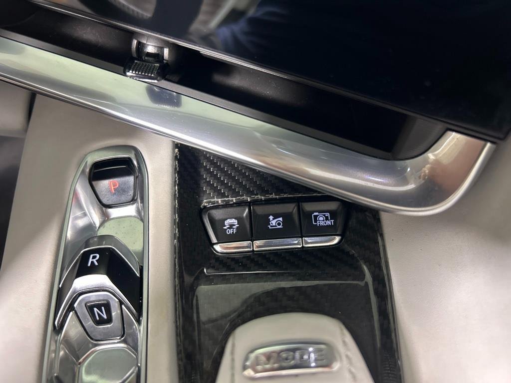 Used 2021 Arctic White Chevrolet 3LT image 9