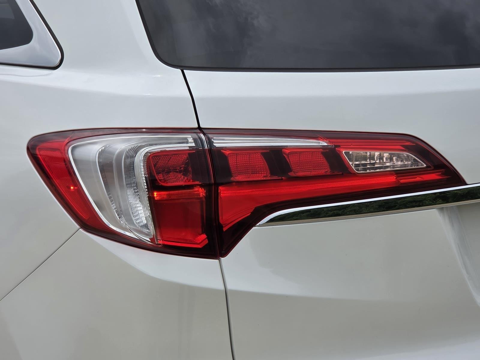 Used 2016 White Diamond Pearl Acura BASE image 9