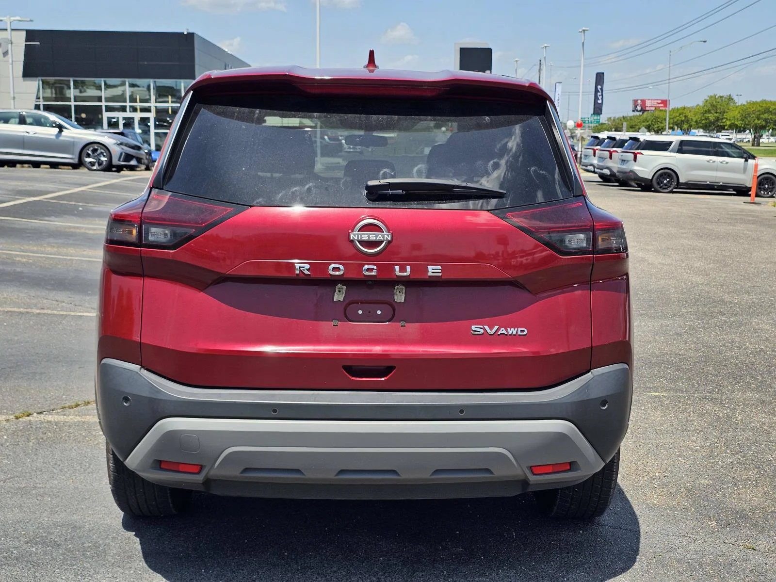 Used 2023 Scarlet Ember Tintcoat Nissan SV image 8