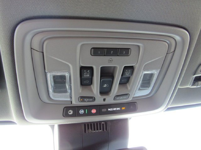 New 2026 Titanium Rush Metallic GMC SLT image 26