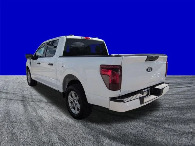 New 2026 Oxford White Ford XLT image 6