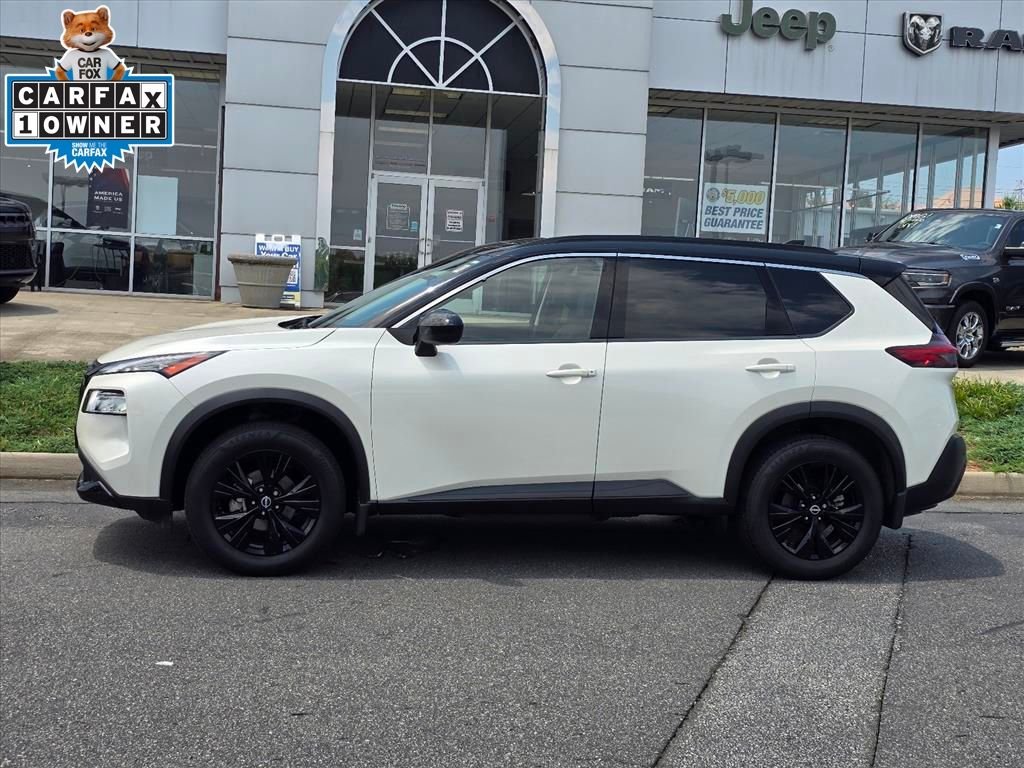 Used 2023 White Nissan SV image 23