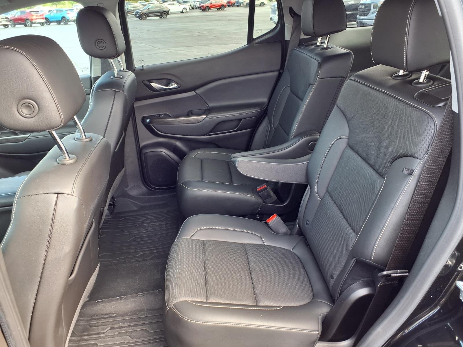 Used 2023 Black GMC SLT image 19