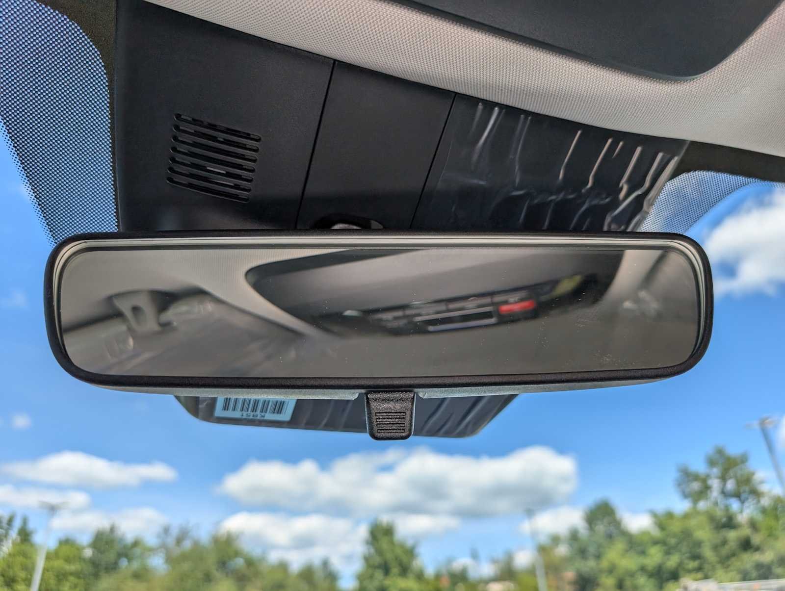 New 2027 Ceramic Silver Kia SX image 30