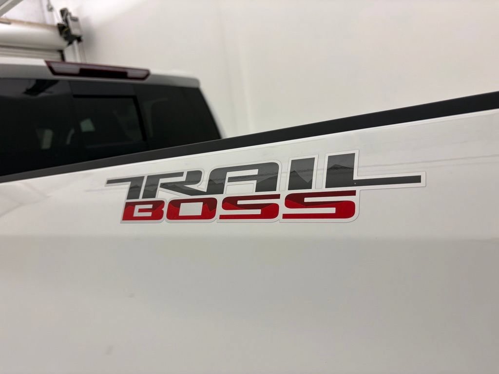 New 2026 Summit White Chevrolet LT Trail Boss image 28