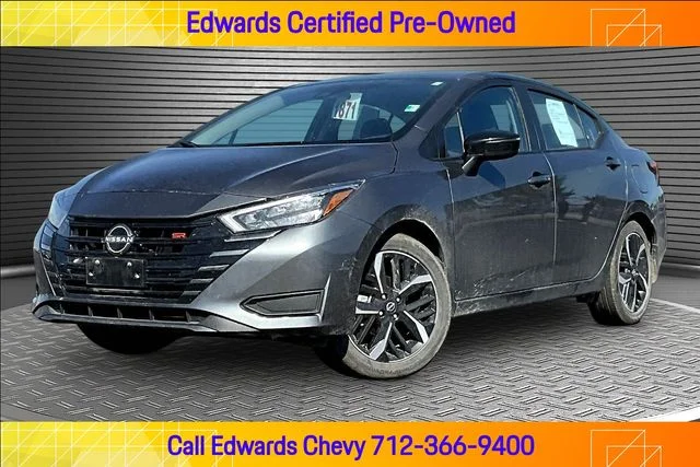 2025 Nissan Versa Sedan SR