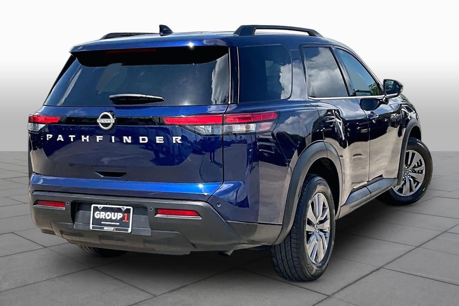 Used 2025 Deep Ocean Blue Pearl Nissan SV image 12