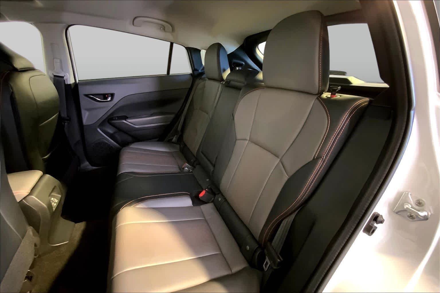 Used 2024 Crystal White Pearl Subaru Limited image 21
