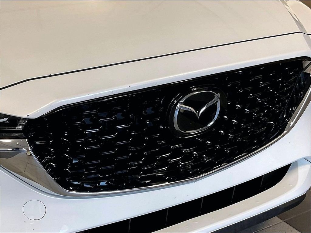 Used 2025 White Mazda 2.5 S Preferred Package image 32