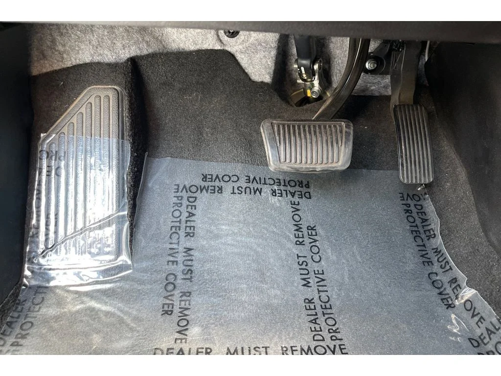 Used 2023 Steel Gray Kia LXS image 37
