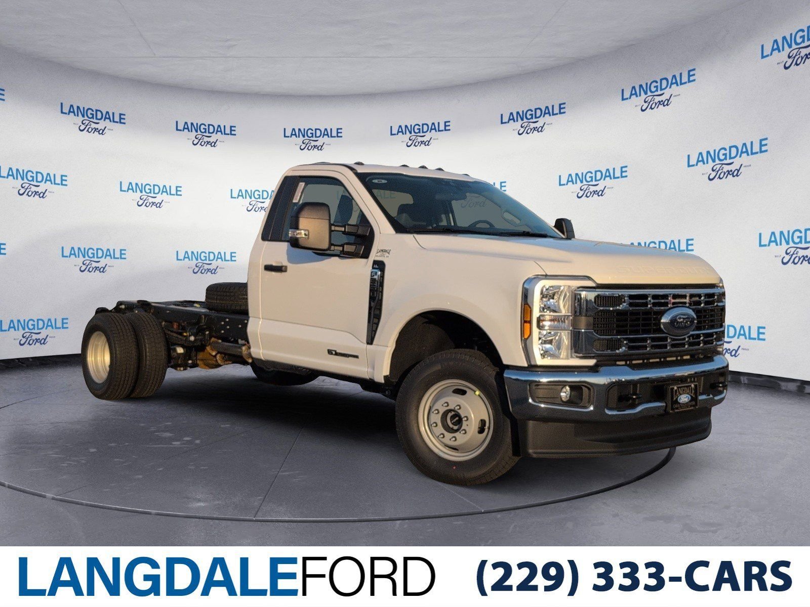 New 2026 Oxford White Ford XL image 1