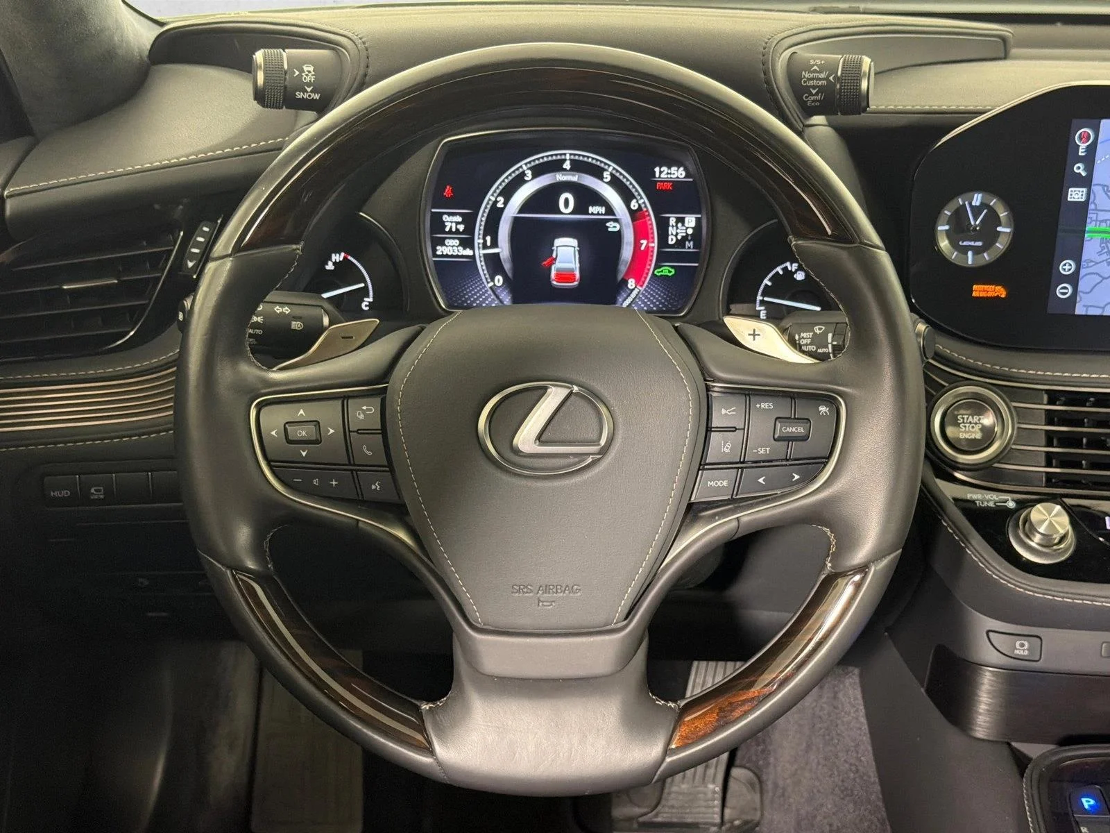 Used 2022 White Lexus LS 500 image 26
